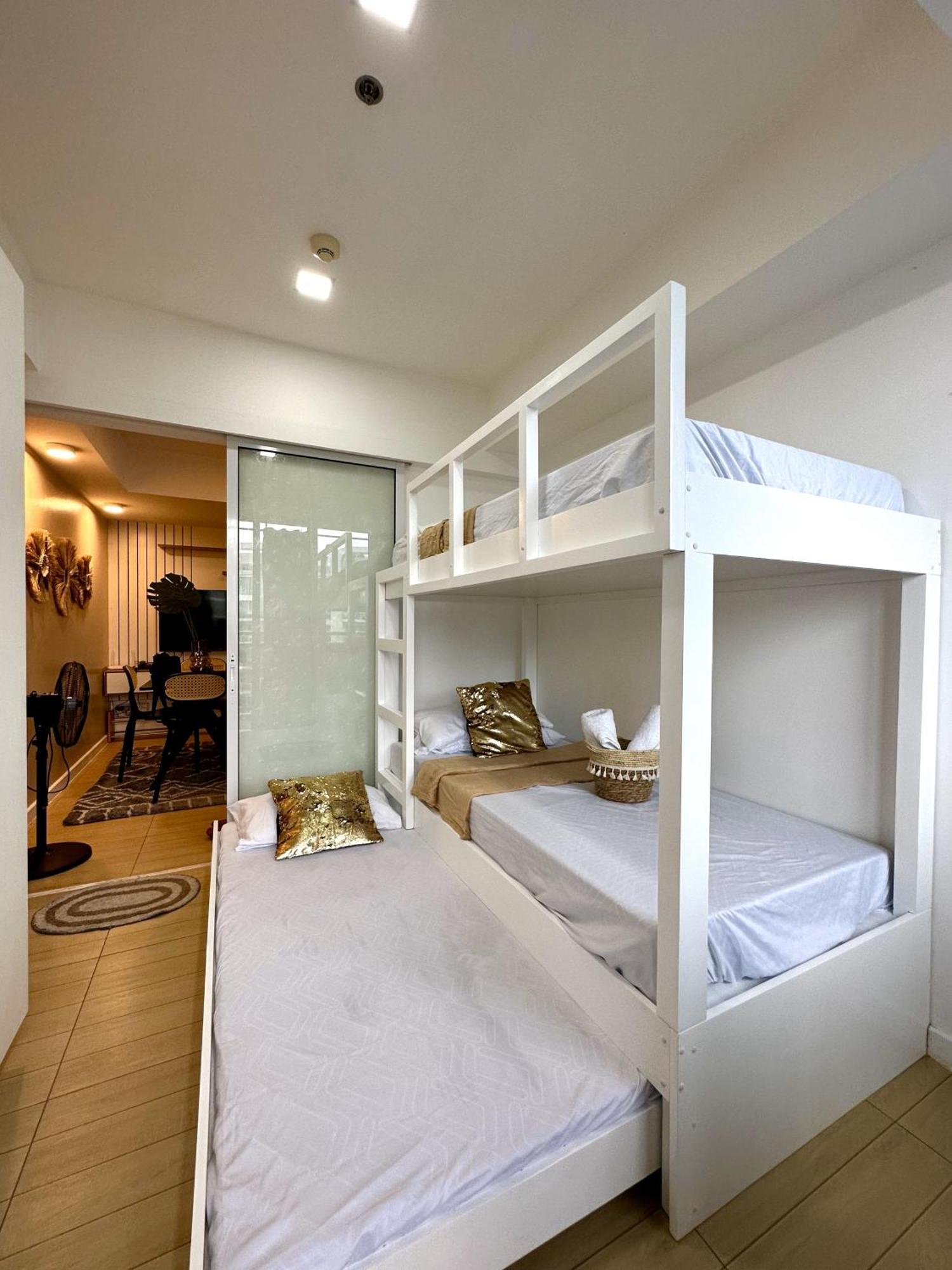 The Bahamas & Maldives Suites At Azure Residences Paranaque 15 Mins Manila Airport T3 Exterior foto
